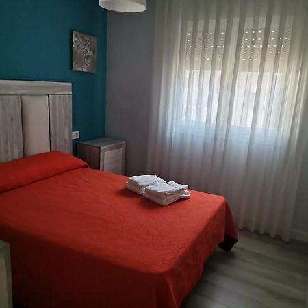 Apartamentos La Encarnacion I 洛斯阿尔卡萨雷斯 外观 照片