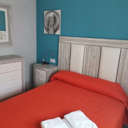 Apartamentos La Encarnacion I 洛斯阿尔卡萨雷斯 外观 照片