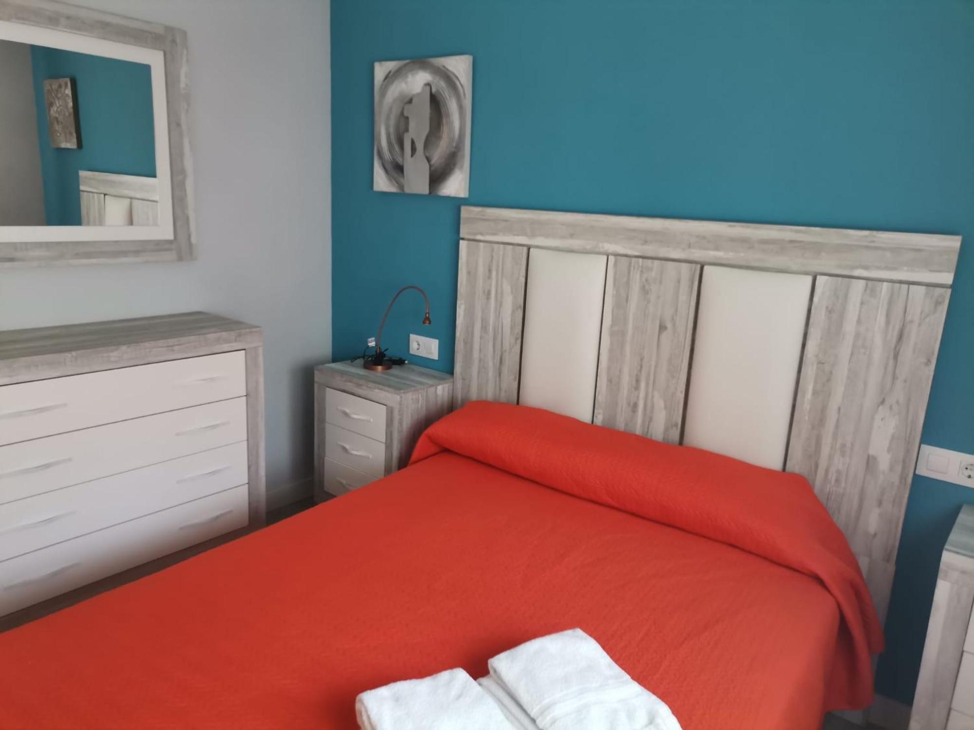 Apartamentos La Encarnacion I 洛斯阿尔卡萨雷斯 外观 照片