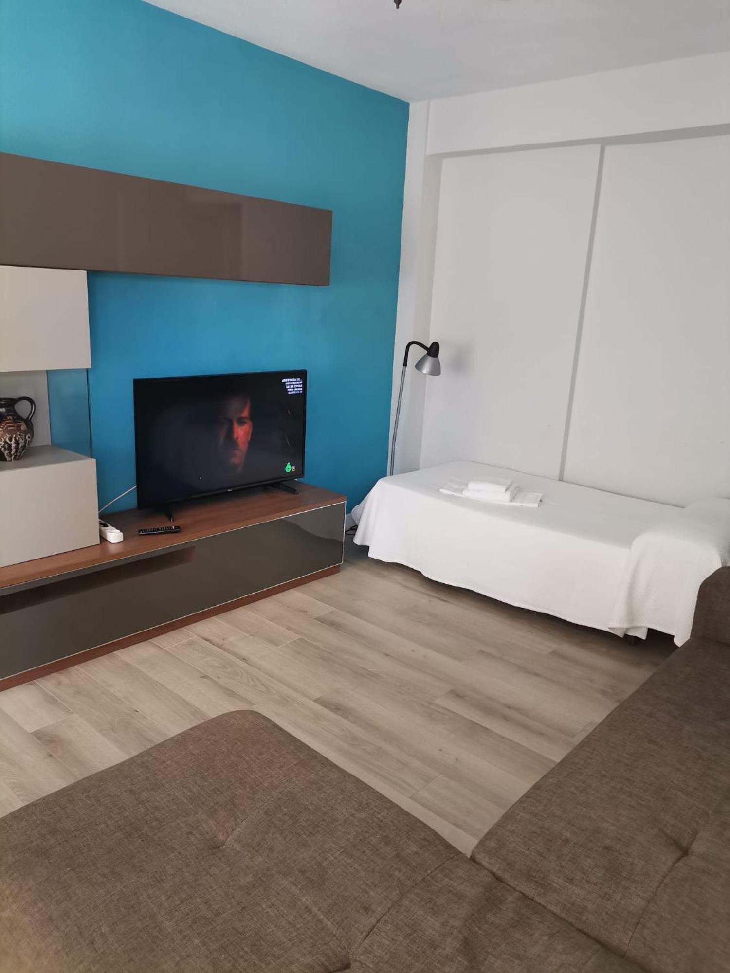 Apartamentos La Encarnacion I 洛斯阿尔卡萨雷斯 外观 照片