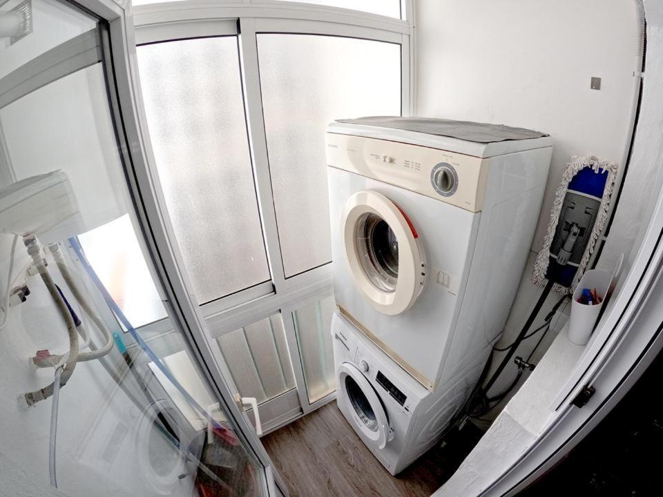 Apartamentos La Encarnacion I 洛斯阿尔卡萨雷斯 外观 照片