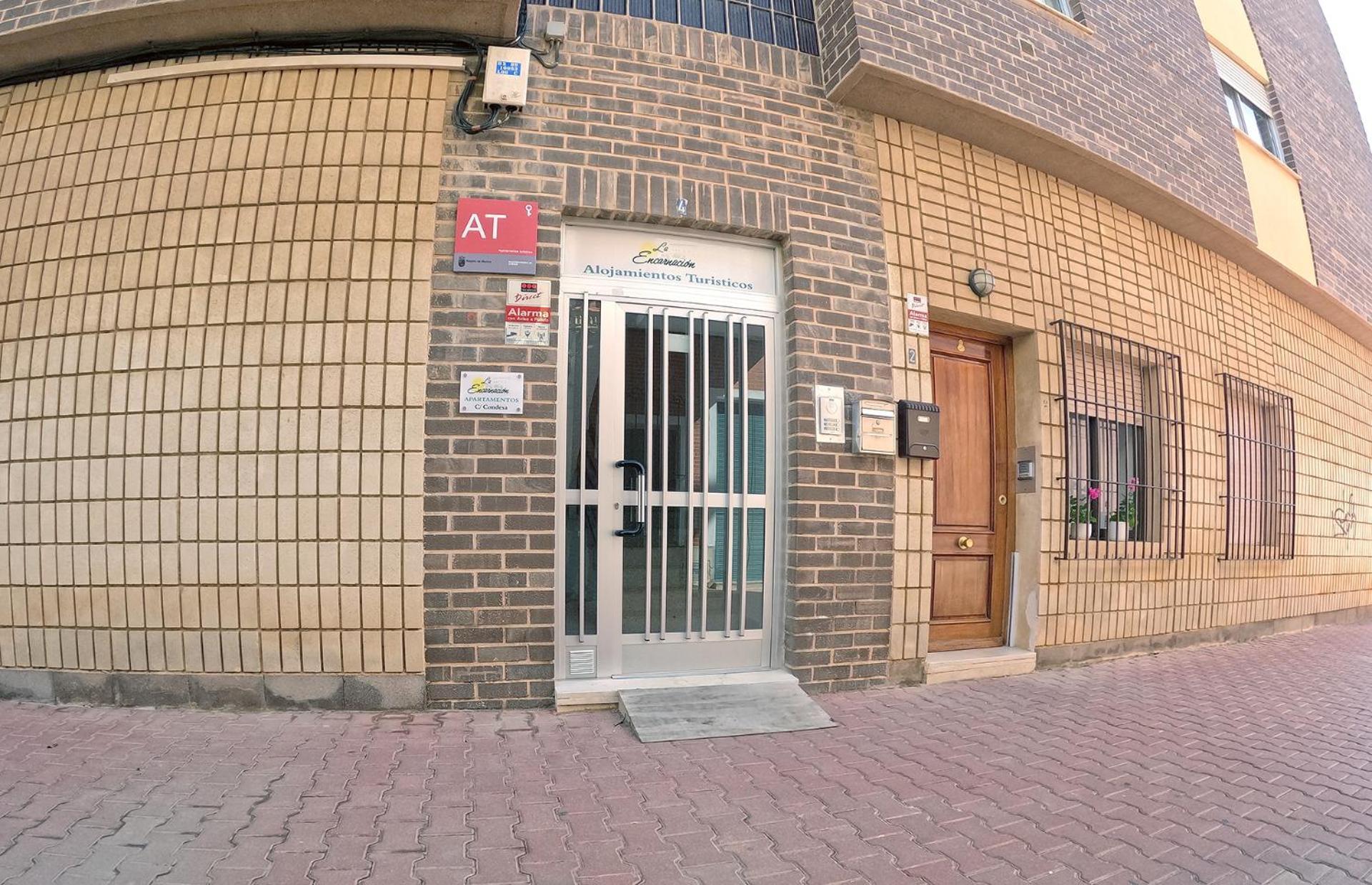 Apartamentos La Encarnacion I 洛斯阿尔卡萨雷斯 外观 照片